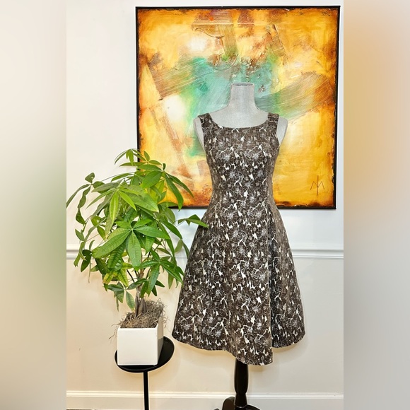 ModCloth Brown Floral Jacquard Sleeveless Dress with pockets size small - Picture 1 of 8